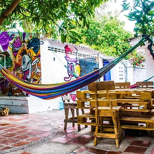  Pensión Casa Tropicalia Colombia